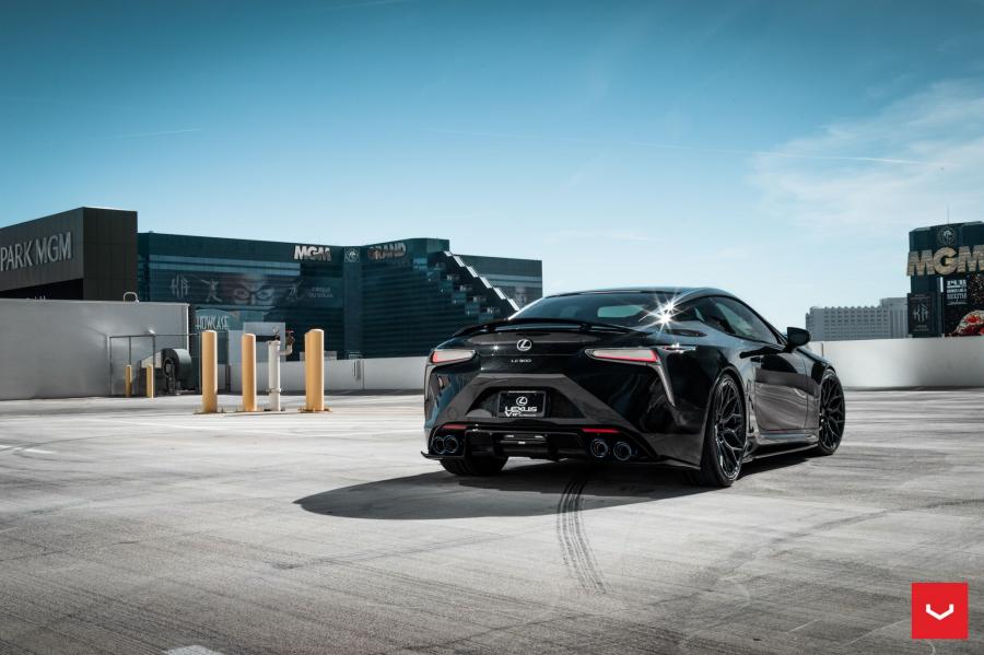  Lexus LC500 Obsidian on Vossen Wheels (HF-2) 2019 года  (фото 3 из 20)